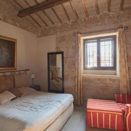 St. Martin Nocleg ze śniadaniem 4*