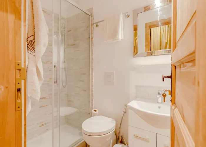St. Martin Szálloda 4*